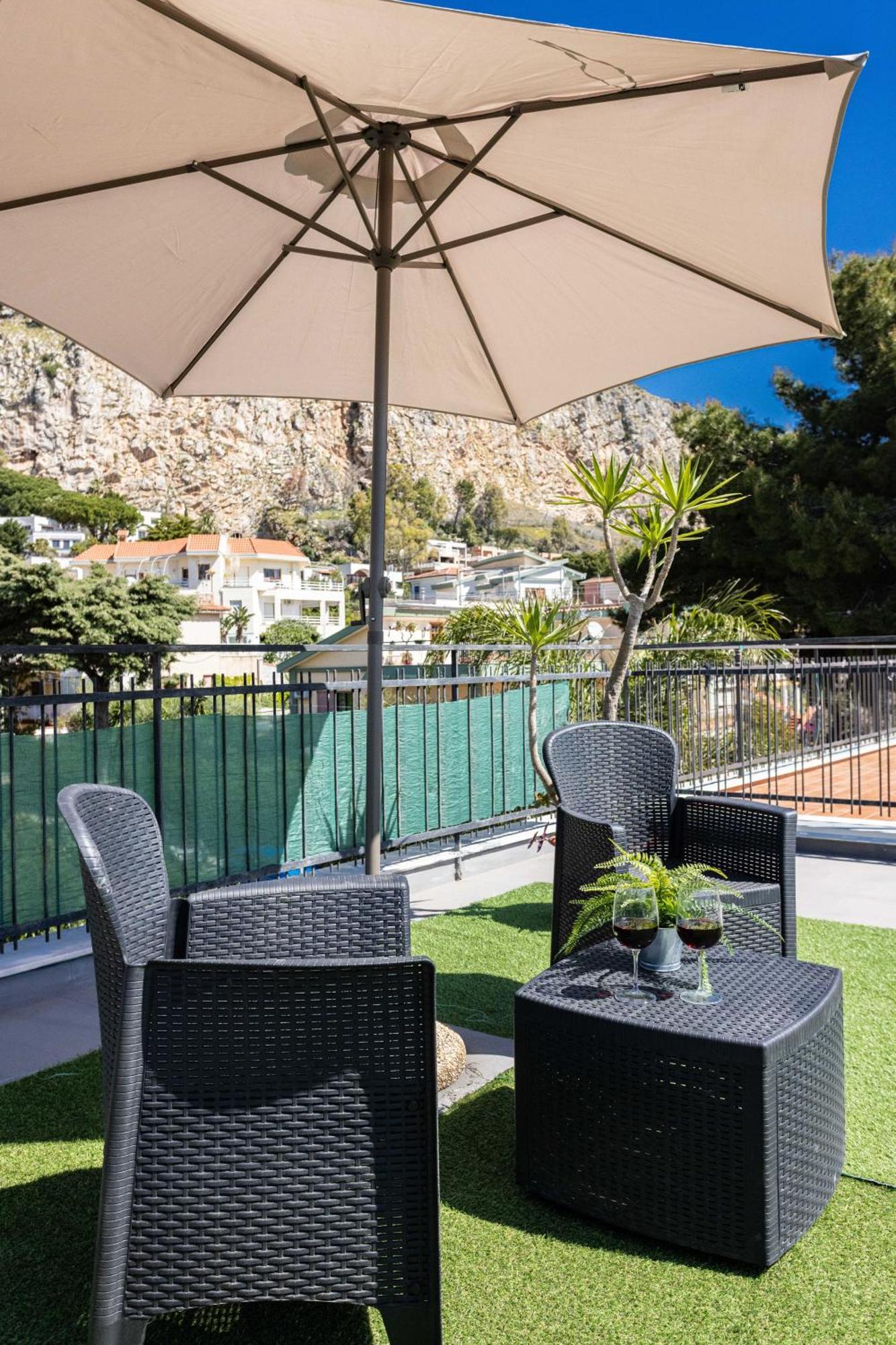 Mondello House Eraclea Hotel Екстериор снимка