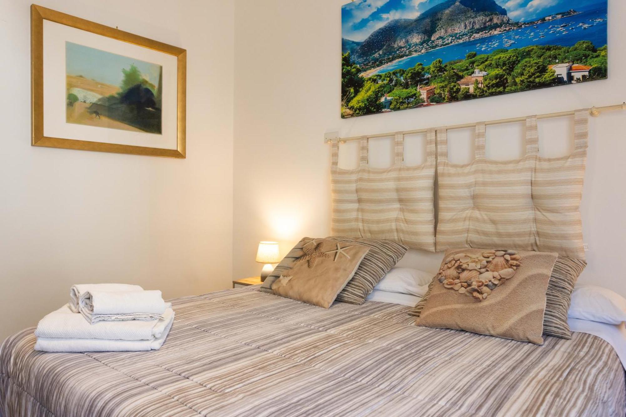Mondello House Eraclea Hotel Екстериор снимка